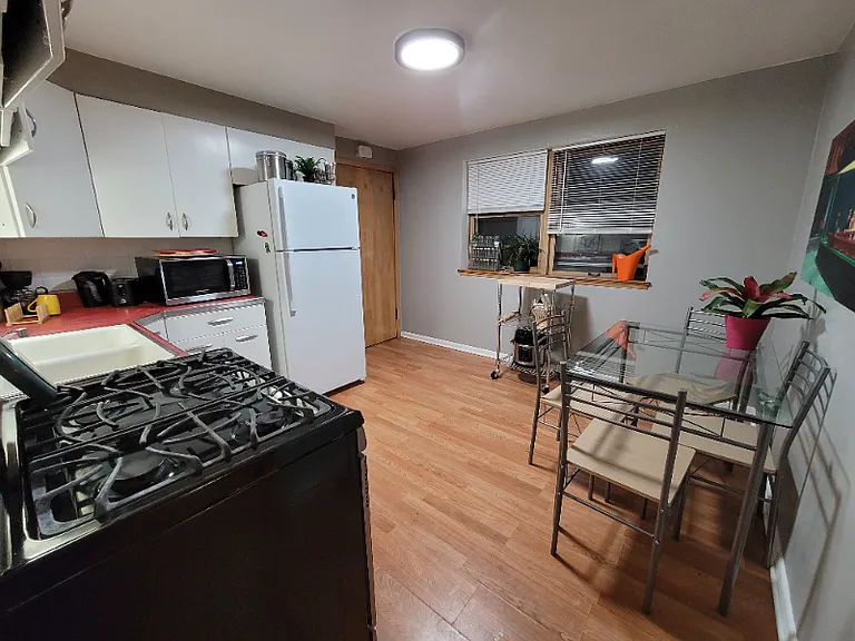 3401 S Howell Ave #2-4 — Photo 7