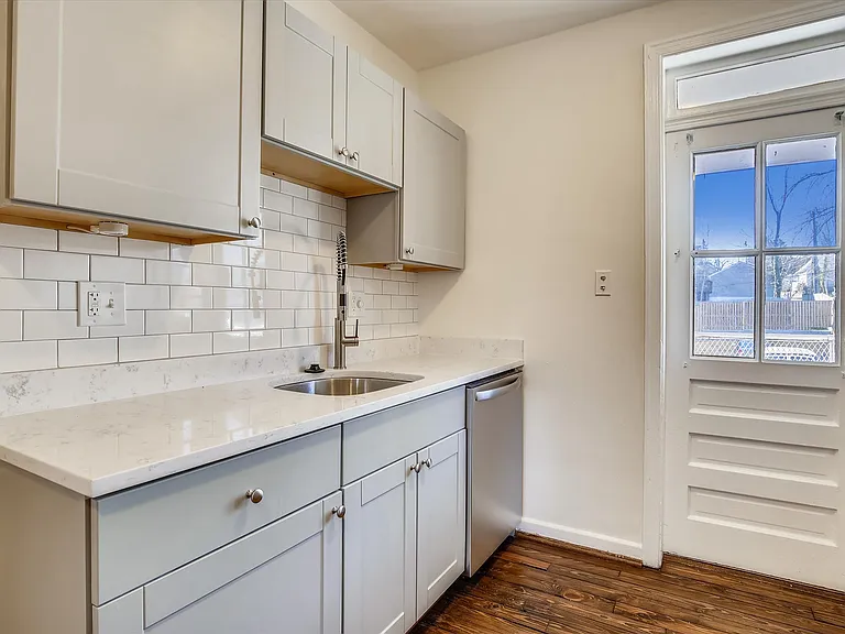 2502 Langston Blvd #2 — Photo 4