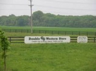 24236 Lincoln Rd, Sterling, IL 61081