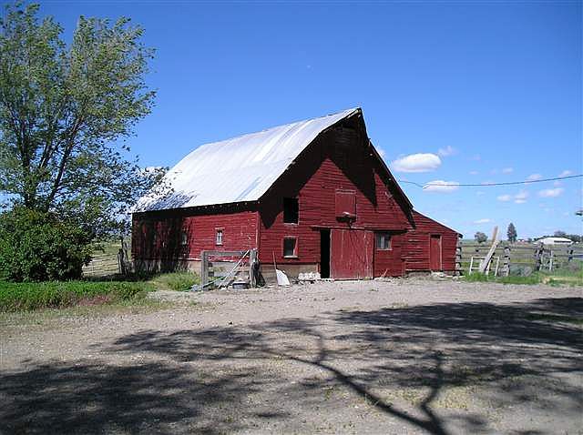 2nd image of 1368 S Highway 46
