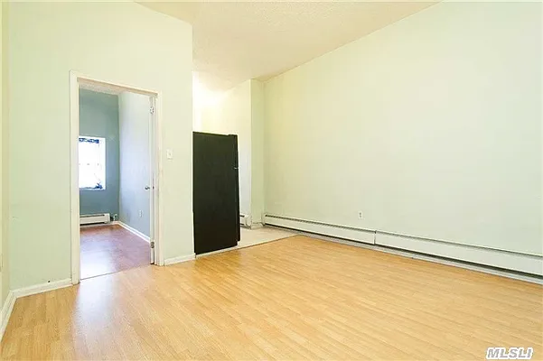 Rented by Century 21 American Homes | media 38