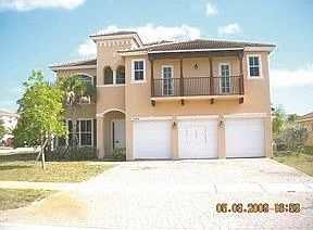 2nd image of 10404 SW 54th St
