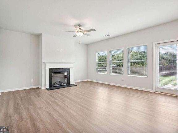 4th image of 5836 Maddox Rd