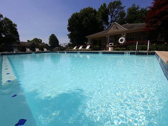 5th image of 5017 Conser St APT 161