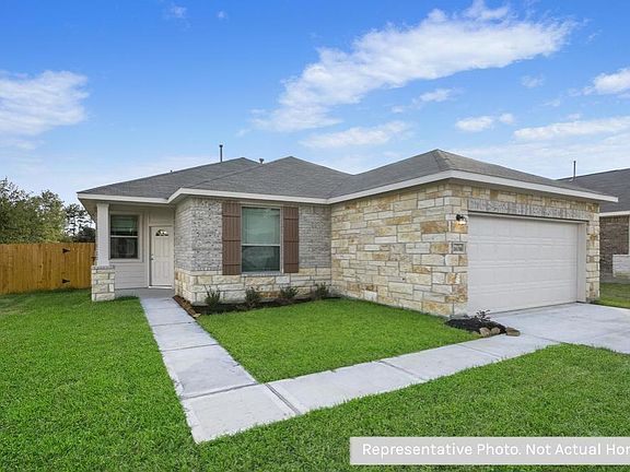 4th image of 14915 Country Club Dr