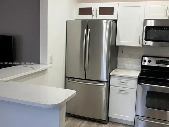 563 Saxony Dr #563-L, Delray Beach, FL 33446
