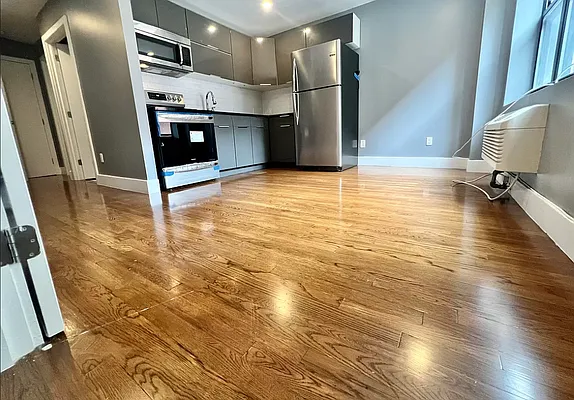 Rented by Building Equity Real Estate LLC | media 8