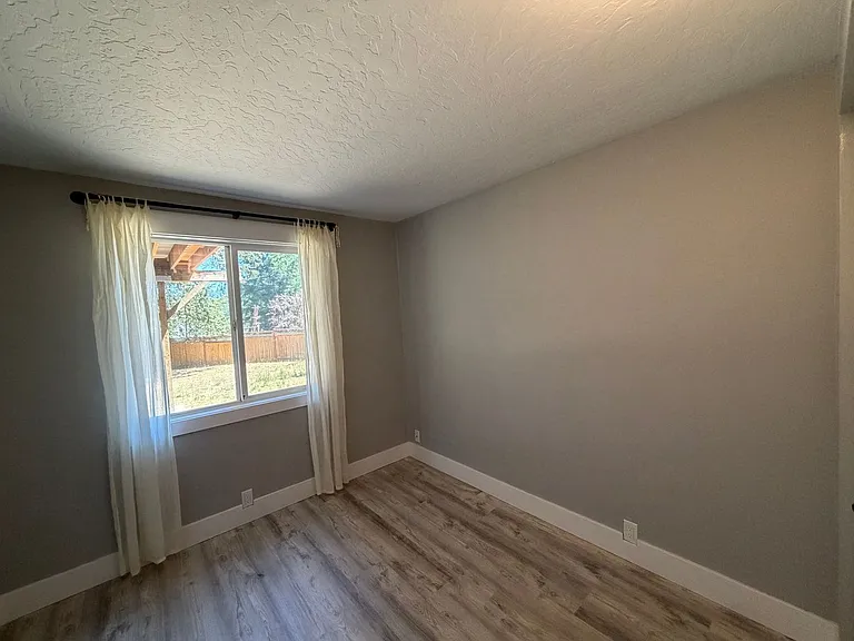 3823 Wilshire Ln — Photo 22