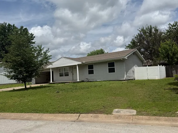 (undisclosed Address), Pittsburg, KS 66762