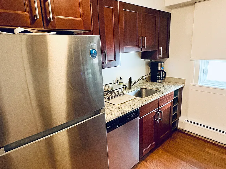 960 N Sherman St #1D — Photo 14