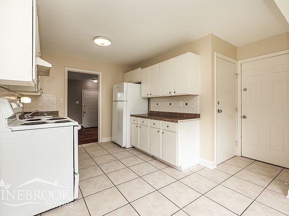 5th image of 231 Whispering Dr