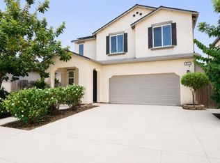 819 Soledad Ave, Clovis, CA 93619
