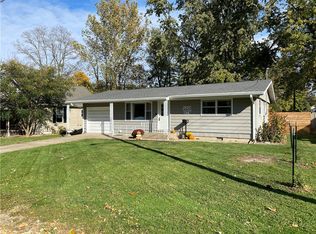 821 19th St, Charleston, IL 61920