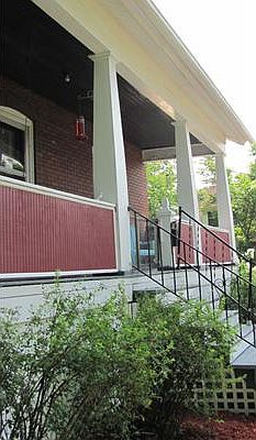 2nd image of 625 Pitcairn Ave