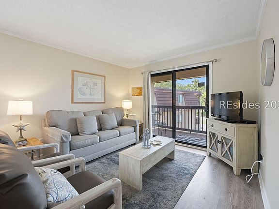 2nd image of 40 Folly Field Rd APT E24