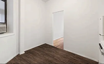 Rented by Coldwell Banker Warburg