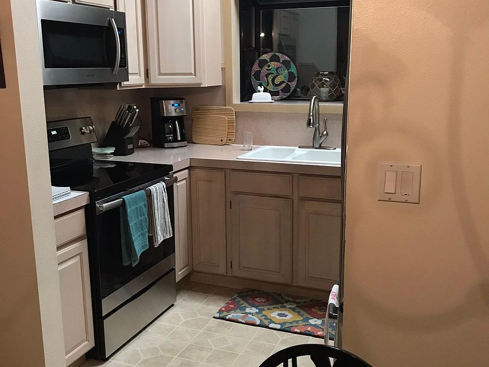 Kitchen equipped with most everything you could need