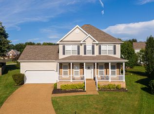 1104 Newpath Ct, Thompsons Station, TN 37179