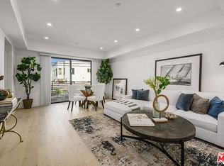 1123 S Shenandoah St #203, Los Angeles, CA 90035