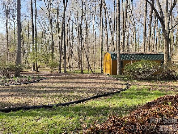 4th image of 4025 Fringewood Dr
