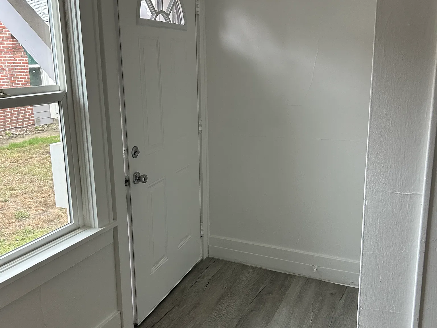 1 bed, 500 sqft, $1,200 — Photo 3