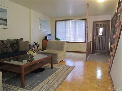 3rd image of 68 Bradford St
