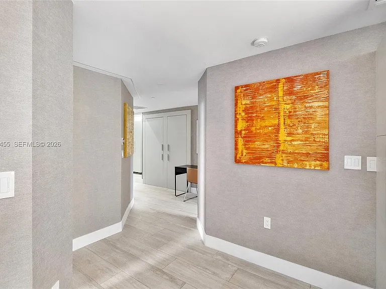 45 SW 9th St #1401 — Photo 19