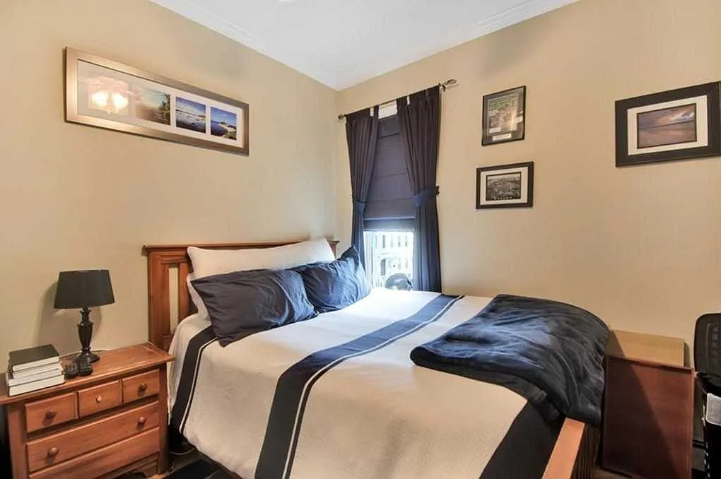 4 bed, 1.5 bath, $5,200 — Photo 3