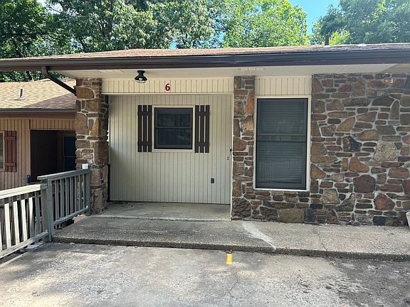 2nd image of 6 William Ln