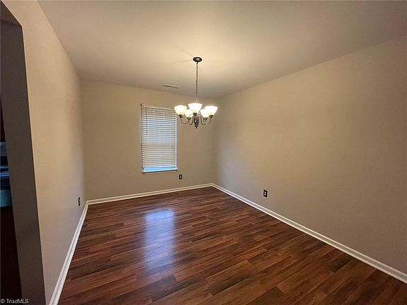 4th image of 3620 Thornaby Cir