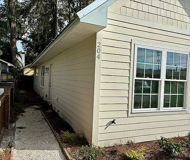 317 Palmetto St — Photo 4