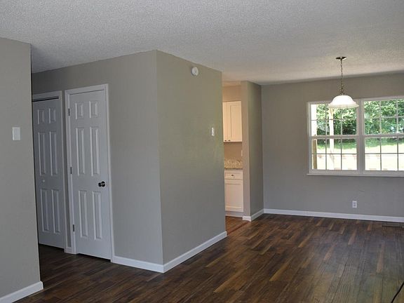 3rd image of 8532 Baron Dr