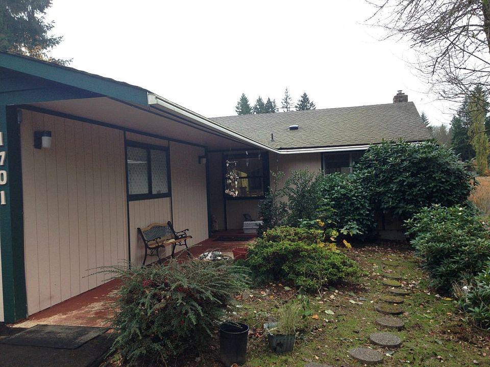 1st image of 1701 Susan Ct SE
