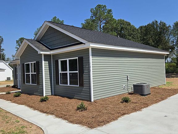 2nd image of 4 Storm Branch Rd