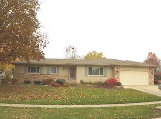 730 Cooper Ave, Elgin, IL 60120