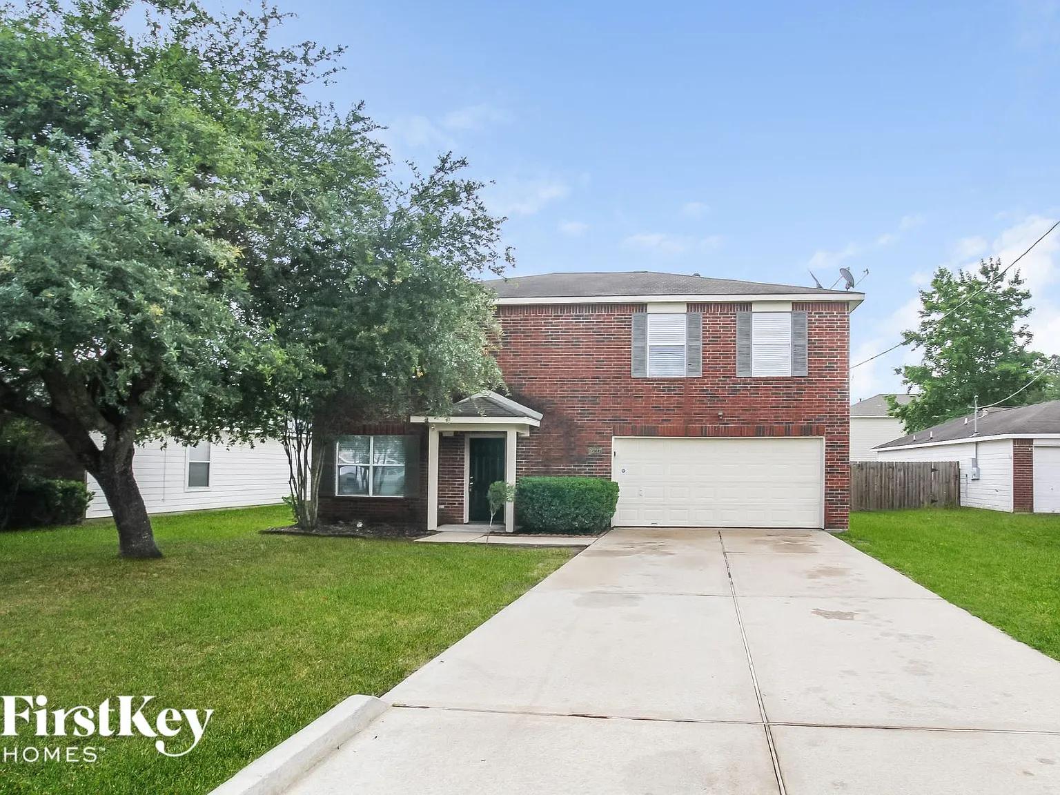 4 bed, 2.5 bath, 2268 sqft, $2,325 — Photo 1
