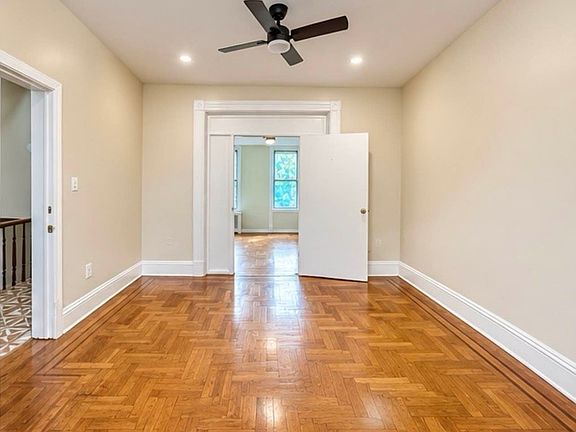 2nd image of 14 Suydam St #2