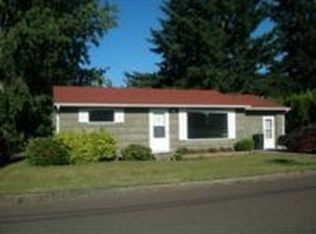 1427 Filbert St, Lebanon, OR 97355