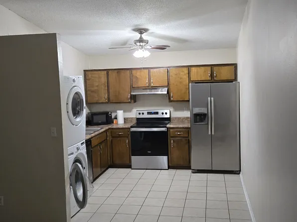 4221 Auckland Rd APT 4, Pace, FL 32571