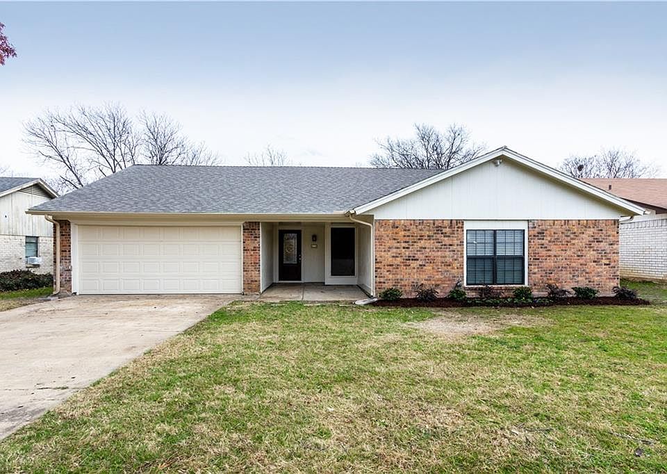 1st image of 7009 Misty Meadow Dr S