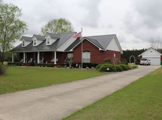 5871 Houston Ln, Crestview, FL 32539