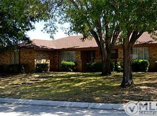 5929 Ed Coady Rd, Edgecliff Village, TX 76134