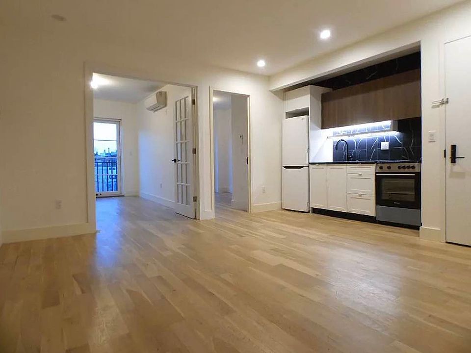 1st image of 830 Saint Johns Pl #3H