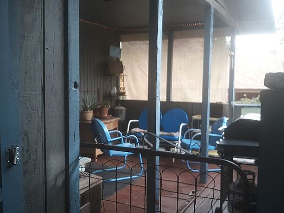 5th image of 591 Sycamore Dr