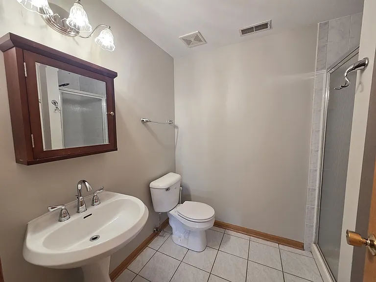 8112 Rutherford Dr — Photo 8