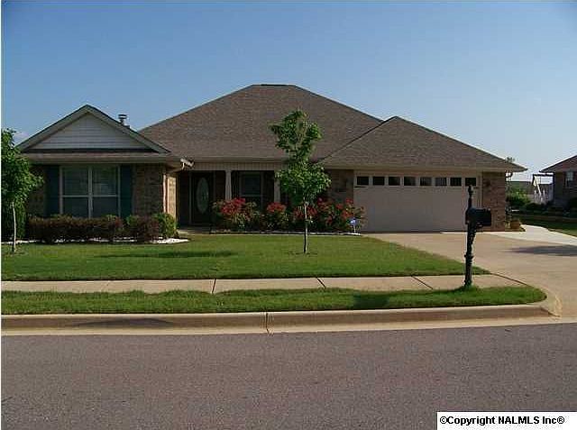 1st image of 648 Summer Cove Cir NW