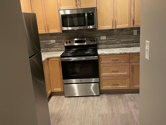 3rd image of 9417 S 79th Ct #2N