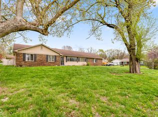 758 Stafford Rd, Plainfield, IN 46168
