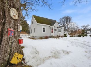 12 Bruce St, Worcester, MA 01604