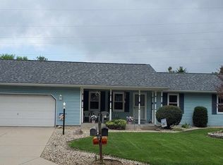 10891 Volinia Dr, Osceola, IN